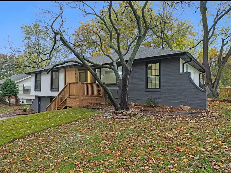 Mid Century Modern Home with Privacy wall