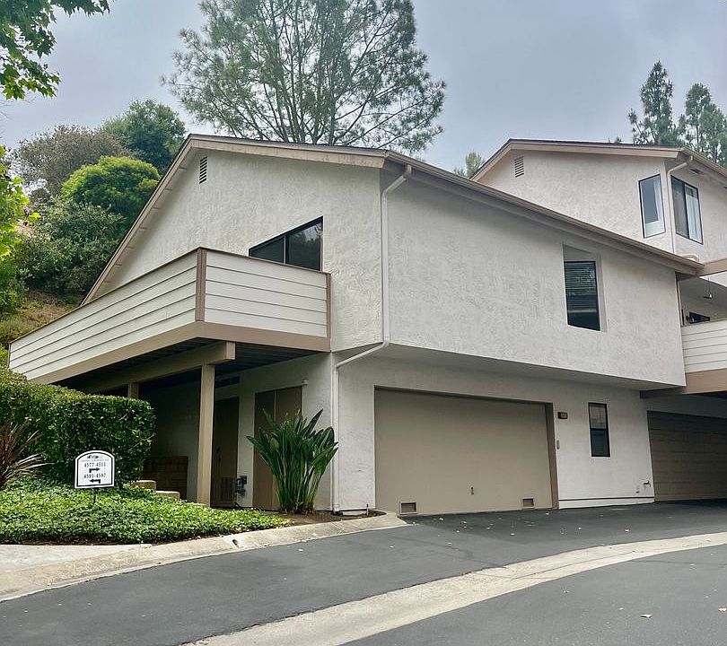 1st image of 4577 Chateau Dr