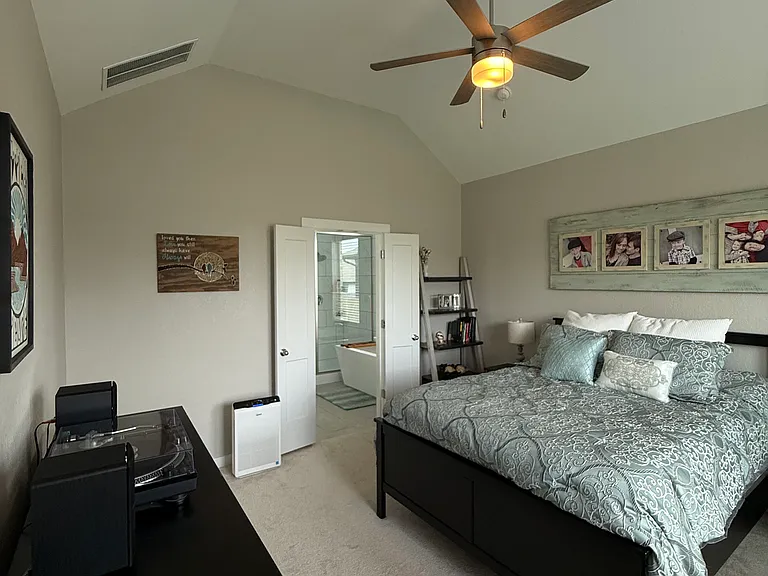 1768 Heritage Maples — Photo 10