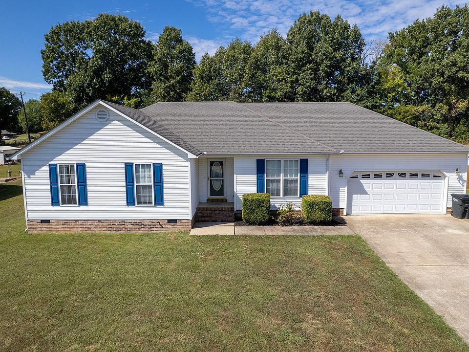 1st image of 803 Granite Dr