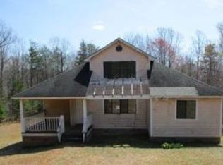 381 Galloway Ridge Trl, Pilot Mountain, NC 27041