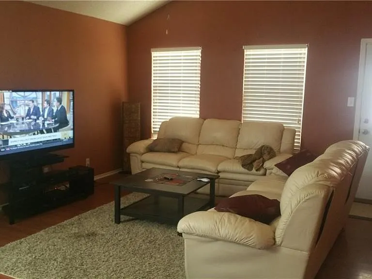 12545 Paseo Alegre Dr — Photo 5