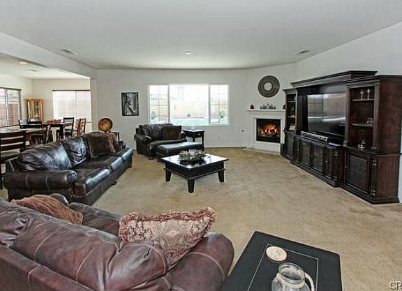 5th image of 14745 Ella Dr