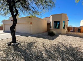 8119 N Peppersauce Dr, Tucson, AZ 85704