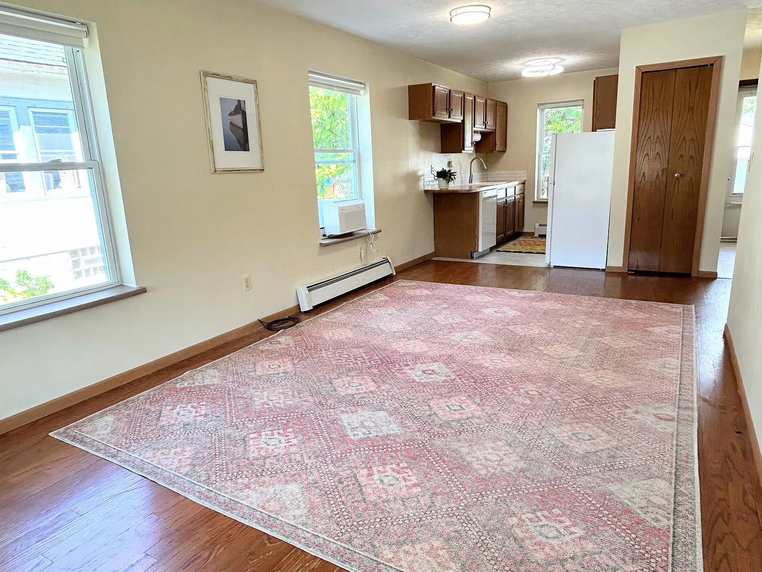 2 bed, 1.5 bath, 960 sqft, $1,795 — Photo 2