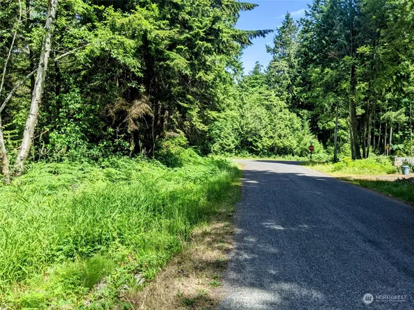 4 Windsor Drive, Point Roberts, WA 98281