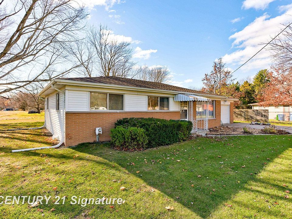 1st image of 163 Strieter Dr