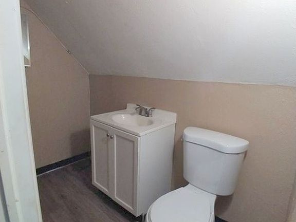 3rd image of 9409 Mount Auburn Ave #2
