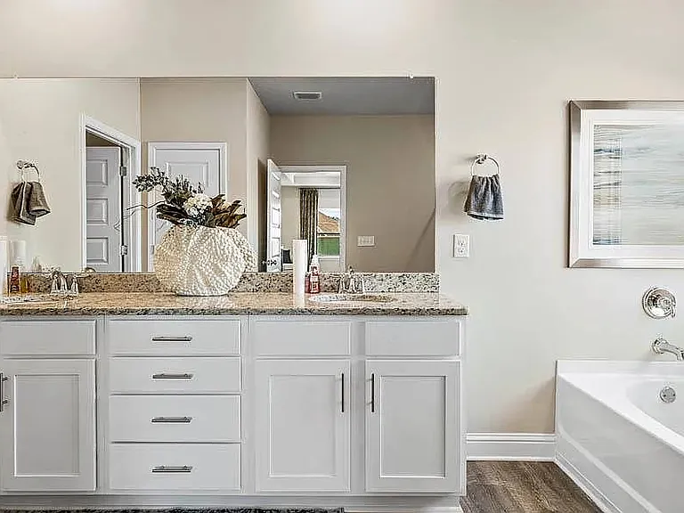 31470 Shadwell Dr — Photo 12