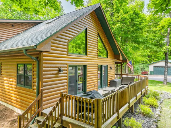 8250 Maplewood Ln #16, Eagle River, WI 54521