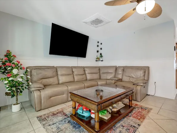 4408 E Riverside Dr #Id1512878p, Fort Myers, FL 33905