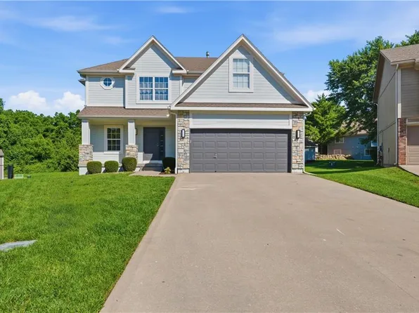 541 NW Fox Hollow Ln, Blue Springs, MO 64015
