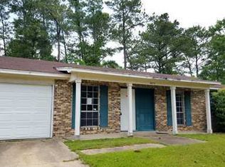 2012 Tulane St, Gautier, MS 39553