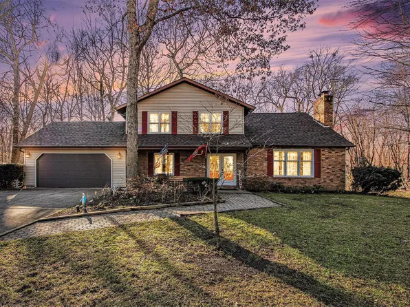 67207 Tamarack Rd, North Liberty, IN 46554