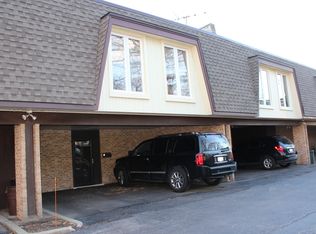 1835 Tanglewood Dr #3-G, Glenview, IL