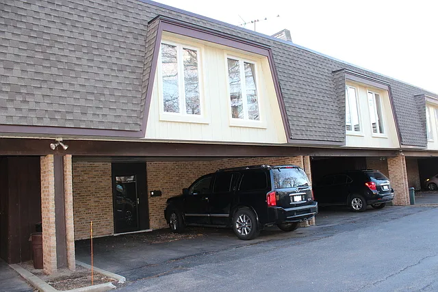 1835 Tanglewood Dr #3-G photo 1