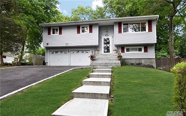 1st image of 139 Dakota St