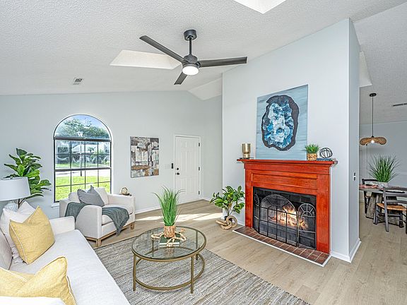 5th image of 8248 Timberidge Ct