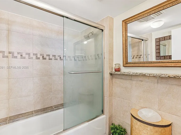 3550 Galt Ocean Dr #501 — Photo 30