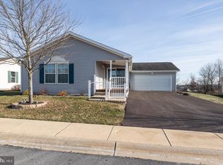 107 Westin Rd, Douglassville, PA 19518