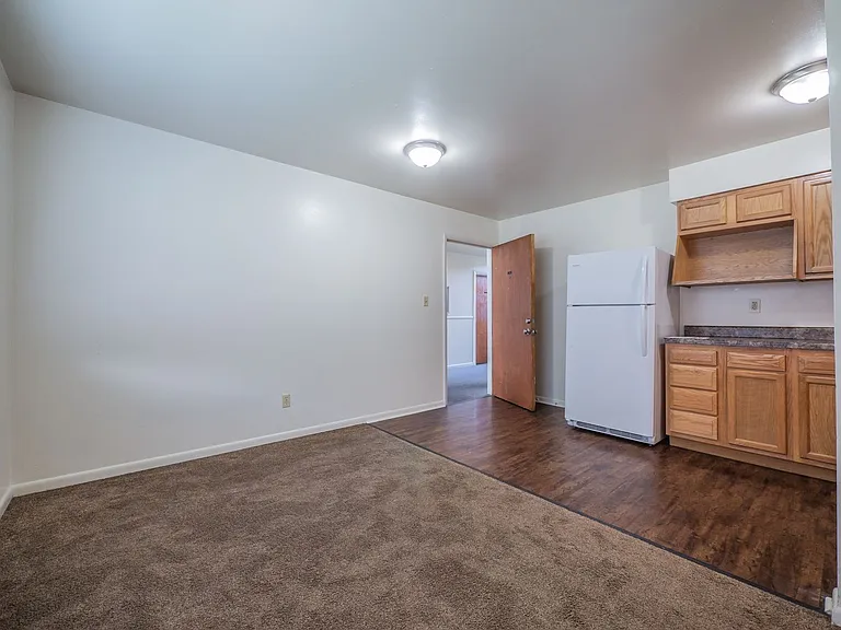 Campus View Apartments — Photo 67