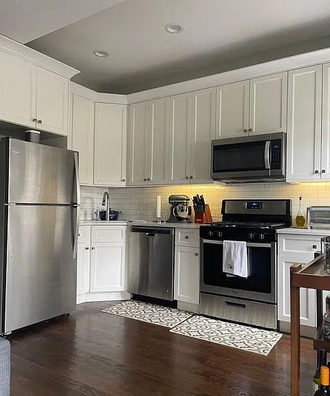 2441 W Thomas St #2N — Photo 6