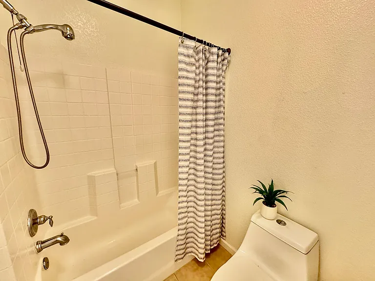 824 El Tesoro Ln — Photo 7