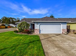 1061 Nelson Way, McKinleyville, CA 95519