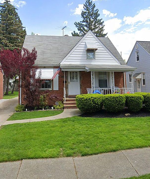 1st image of 5121 E 117th St