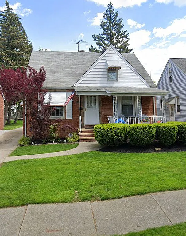 5121 E 117th St photo 1