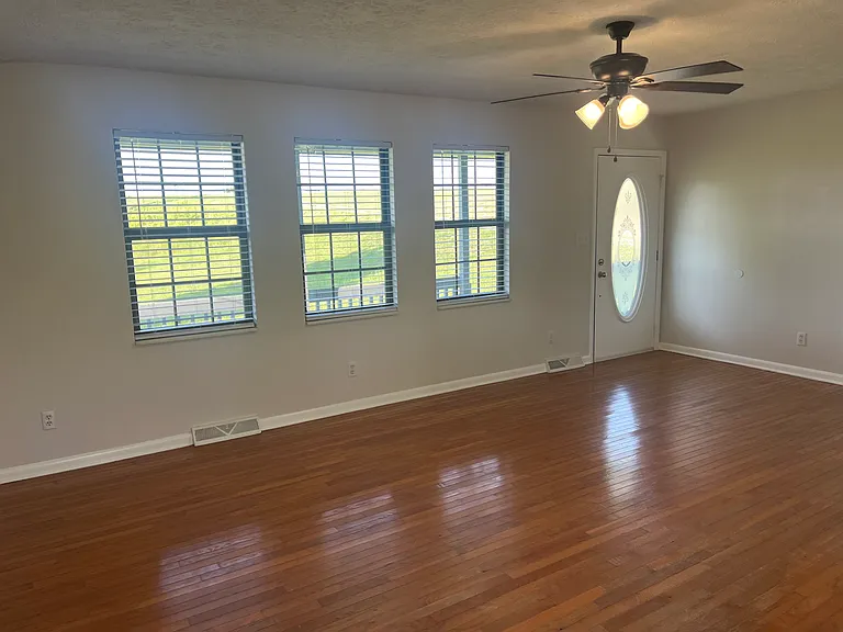6230 W Andrew Johnson Hwy #6230 — Photo 3