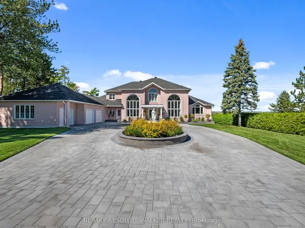 962 Cameron St, Ottawa, ON K4C 1C6