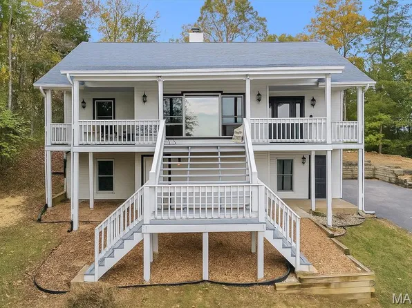 9428 E Vista Dr, Hillsboro, MO 63050