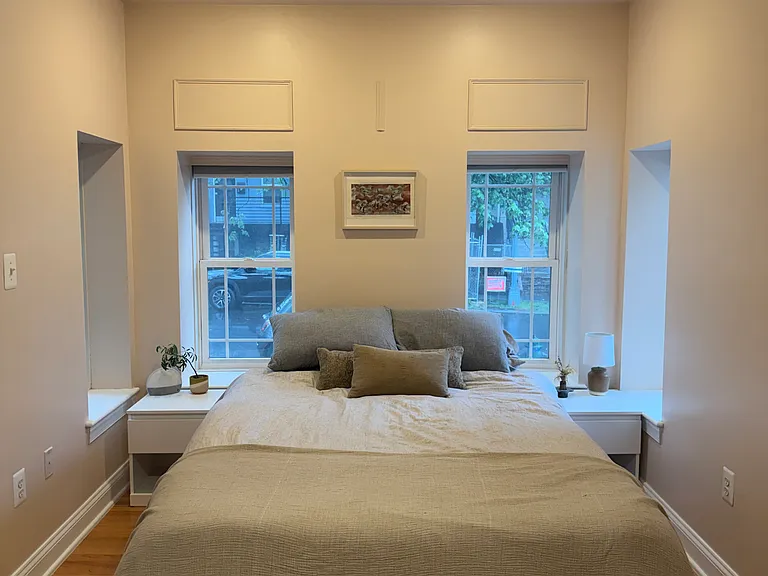 660 Morton Pl NE #4 — Photo 6