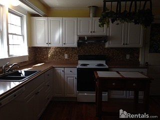 4th image of 310 Ashley Ave