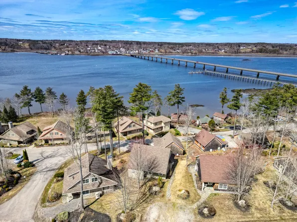 29 W Island Way #512, Edgecomb, ME 04556