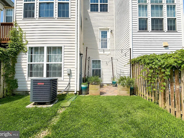 21362 Jettison Dr — Photo 54