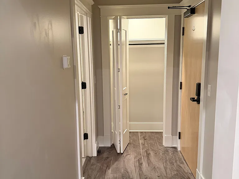 30 High St — Photo 18