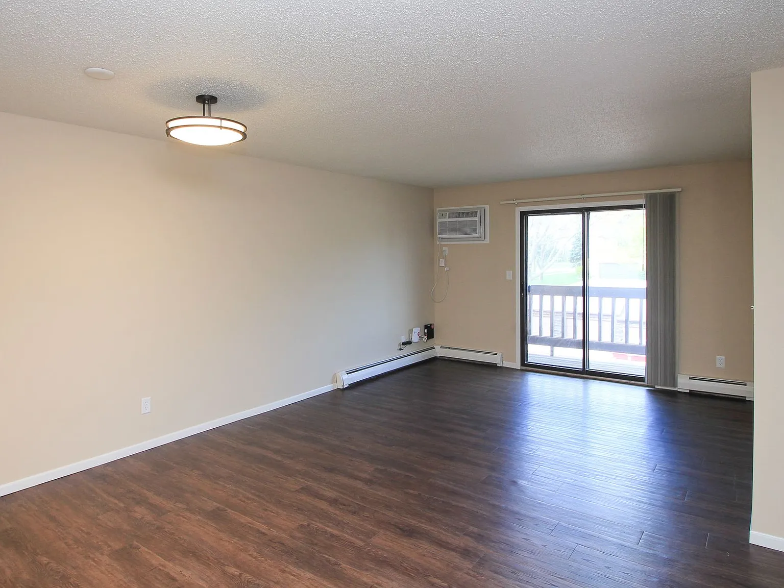 Terrace Hills Apartments — Photo 3