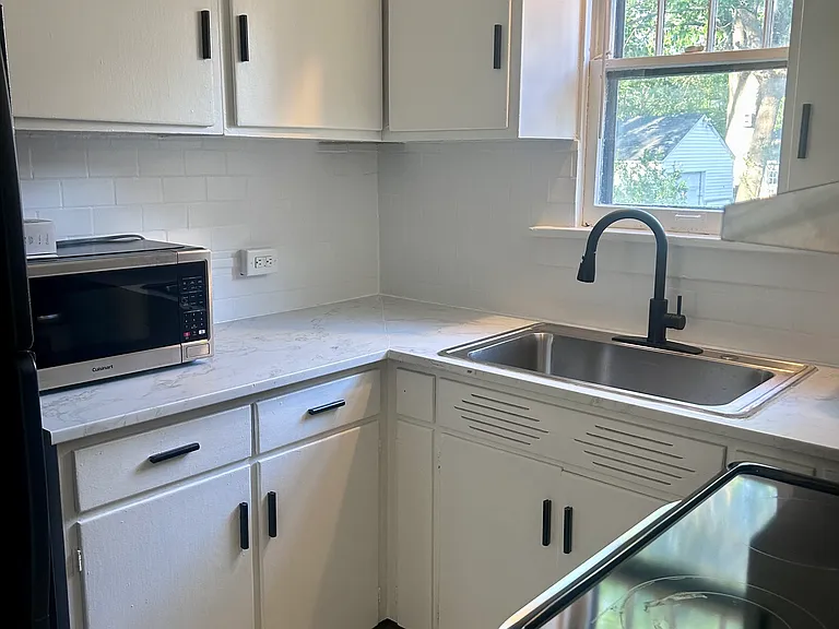 957 Vassar Dr #1 — Photo 4