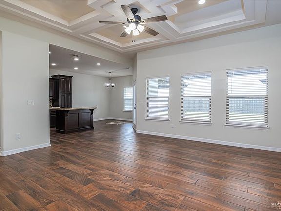 5th image of 2324 Lupita St