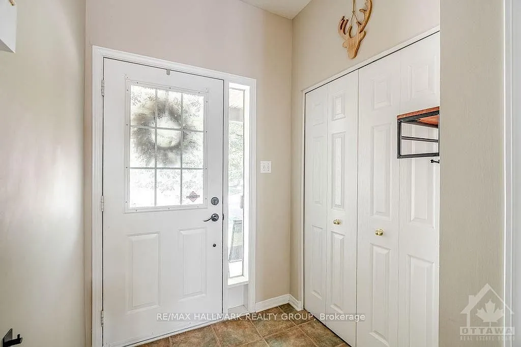 3 bed, $2,595 — Photo 3