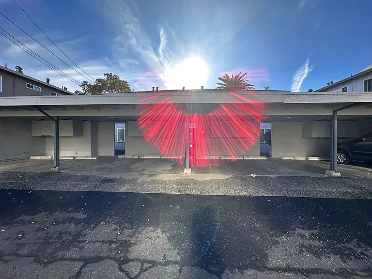 880 Park Dr — Photo 12