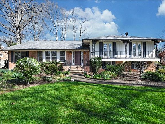 2nd image of 108 Falkener Dr