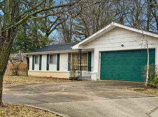 928 Walnut Lawn Court, Springfield, MO 65807