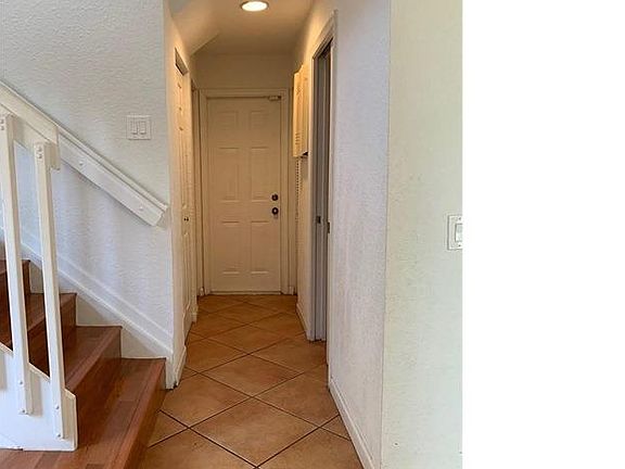 3rd image of 889 Golden Cane Dr