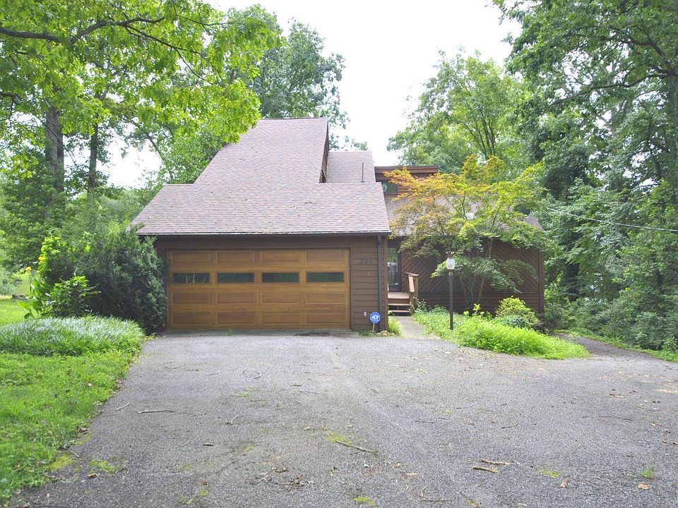 1st image of 348 Timberlake Dr