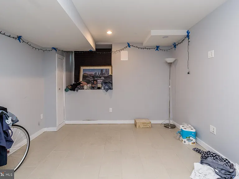 3016 Baltz St — Photo 25