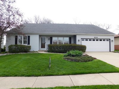 805 Waverly Dr, Elgin, IL, 60120