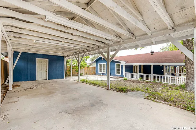 1002 Fulton Ave — Photo 27